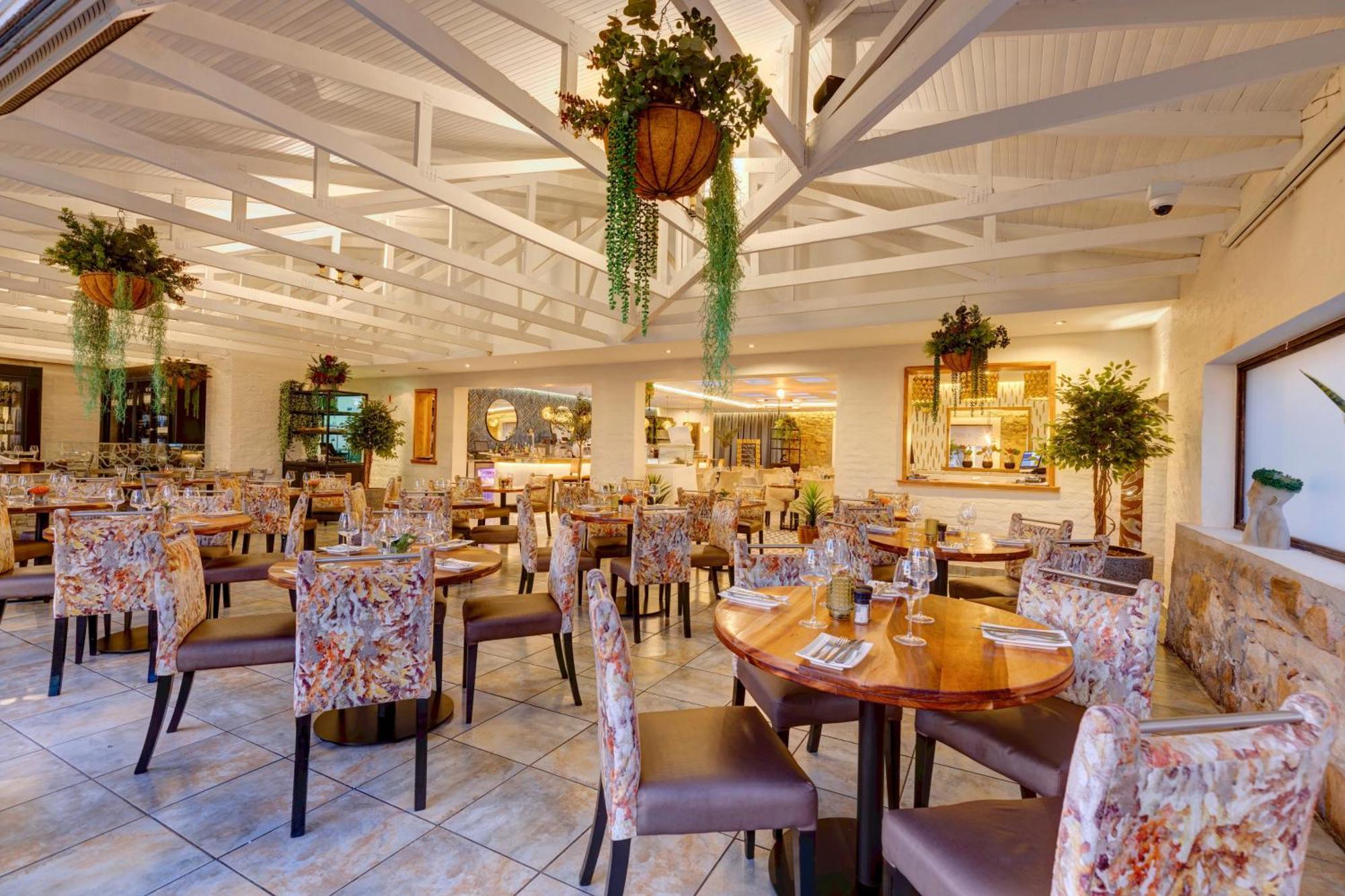 Protea Hotel By Marriott Mossel Bay Ngoại thất bức ảnh