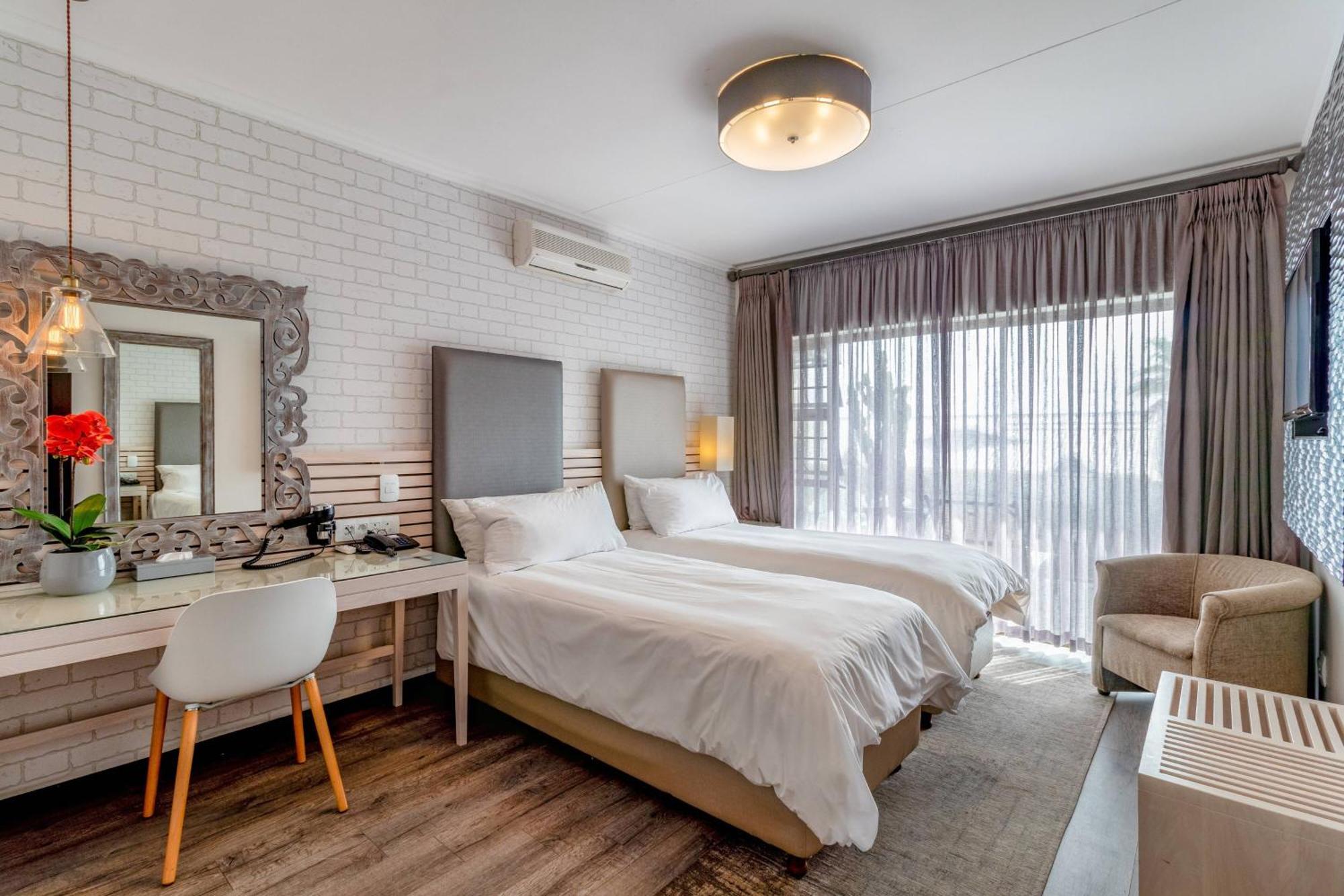 Protea Hotel By Marriott Mossel Bay Ngoại thất bức ảnh