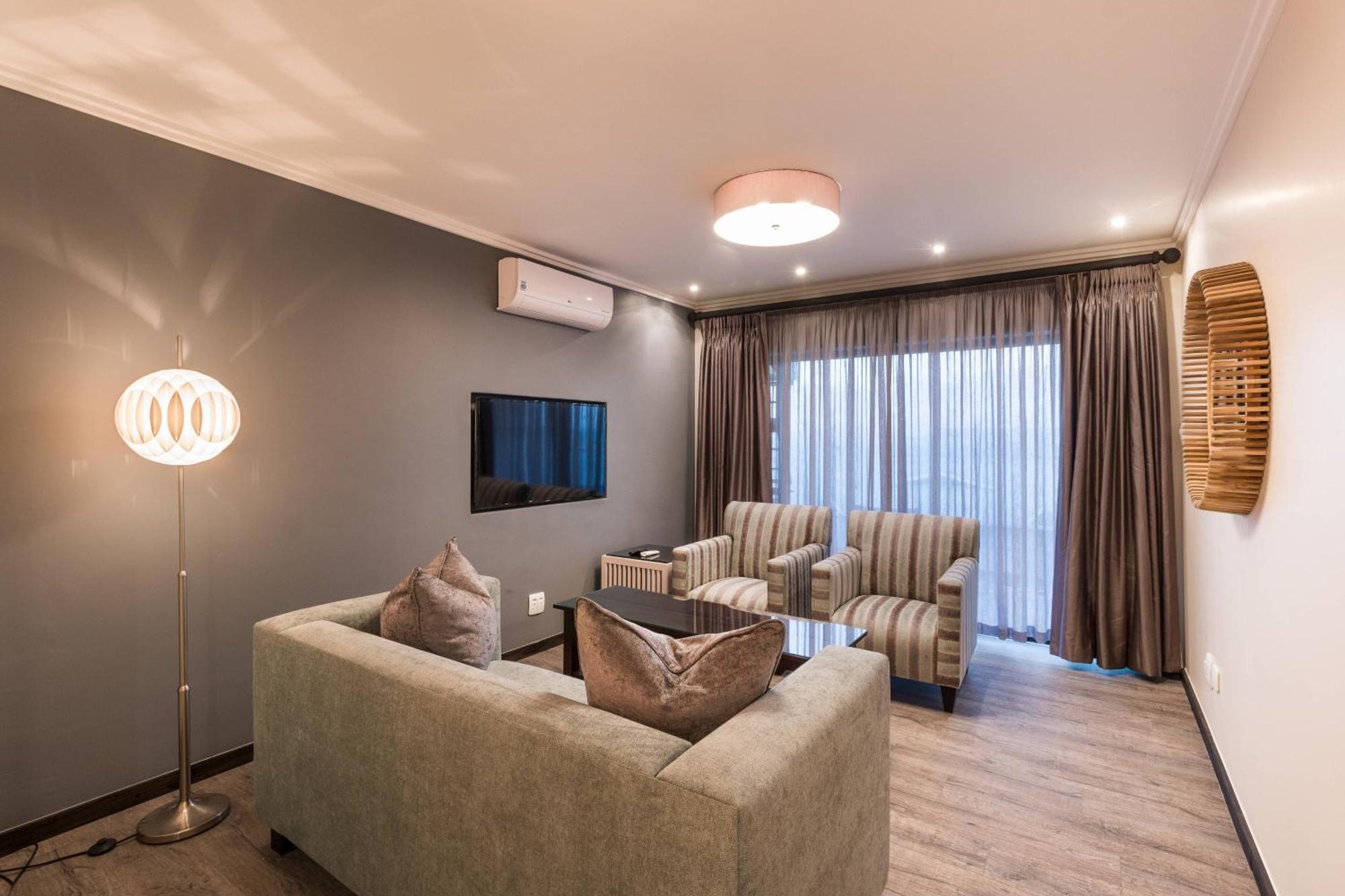 Protea Hotel By Marriott Mossel Bay Ngoại thất bức ảnh